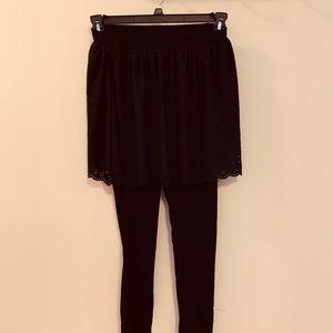 Lacy skirted leggings